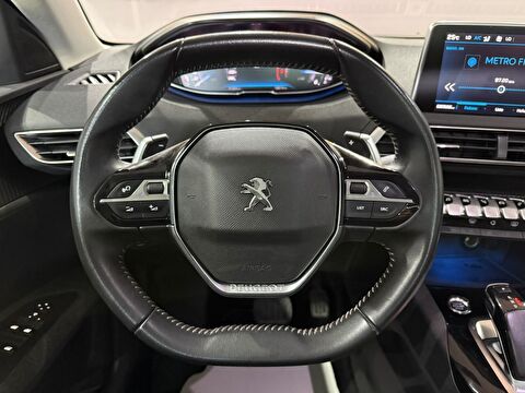 2020 Benzin Otomatik Peugeot 3008 Kırmızı Gürel Tasarım Aksesuar Otomotiv San. Tic. Ltd. Şti.
