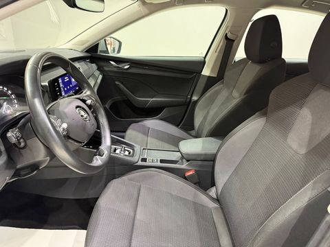 2023 Hybrid Otomatik Skoda Octavia Gümüş Gri Gürel Tasarım Aksesuar Otomotiv San. Tic. Ltd. Şti.