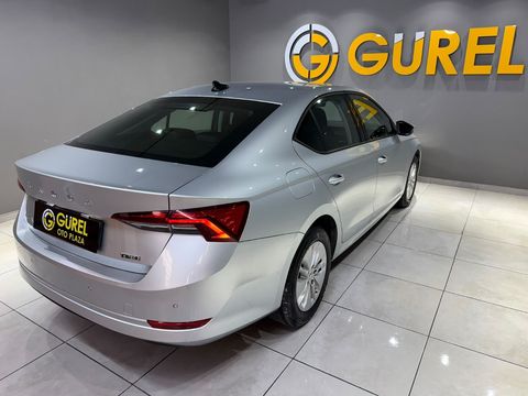 2023 Hybrid Otomatik Skoda Octavia Gümüş Gri Gürel Tasarım Aksesuar Otomotiv San. Tic. Ltd. Şti.