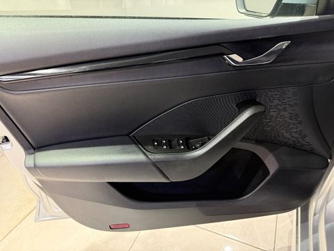 2023 Hybrid Otomatik Skoda Octavia Gümüş Gri Gürel Tasarım Aksesuar Otomotiv San. Tic. Ltd. Şti.