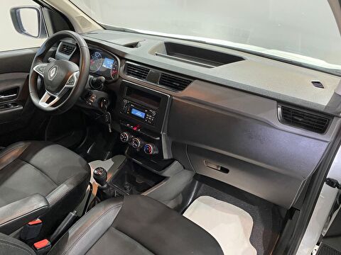 2023 Dizel Manuel Renault Express Van Beyaz Gürel Tasarım Aksesuar Otomotiv San. Tic. Ltd. Şti.