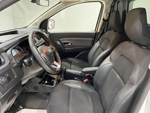 2023 Dizel Manuel Renault Express Van Beyaz Gürel Tasarım Aksesuar Otomotiv San. Tic. Ltd. Şti.