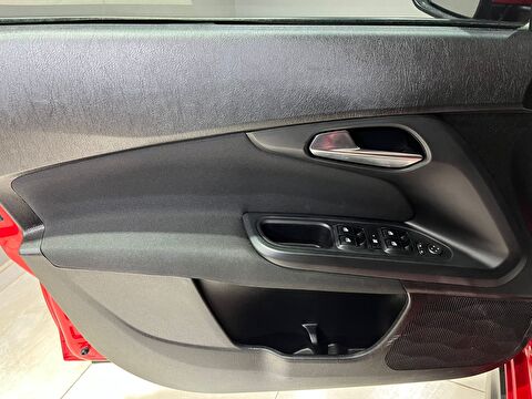 2021 Benzin Manuel Fiat Egea Kırmızı Gürel Tasarım Aksesuar Otomotiv San. Tic. Ltd. Şti.