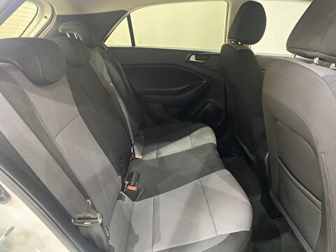 2017 Benzin Manuel Hyundai i20 Beyaz Gürel Tasarım Aksesuar Otomotiv San. Tic. Ltd. Şti.
