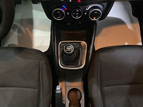 2021 Benzin Manuel Fiat Egea Siyah Gürel Tasarım Aksesuar Otomotiv San. Tic. Ltd. Şti.