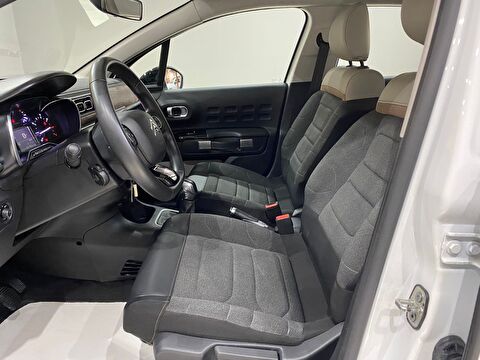 TaksitliOto.Net | 2.El Citroen C3 Hatchback 1.2 PureTech Feel Bold | Manuel & Benzin | Beyaz | İzmir.2el 2023 Benzin Manuel Citroen C3 Beyaz Gürel Tasarım Aksesuar Otomotiv San. Tic. Ltd. Şti.