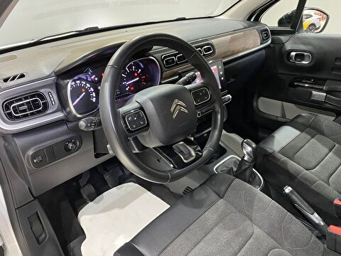 TaksitliOto.Net | 2.El Citroen C3 Hatchback 1.2 PureTech Feel Bold | Manuel & Benzin | Beyaz | İzmir.2el 2023 Benzin Manuel Citroen C3 Beyaz Gürel Tasarım Aksesuar Otomotiv San. Tic. Ltd. Şti.