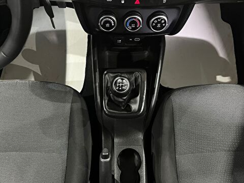 2022 Dizel Manuel Fiat Egea Beyaz Gürel Tasarım Aksesuar Otomotiv San. Tic. Ltd. Şti.