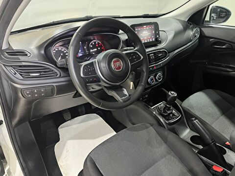 2022 Dizel Manuel Fiat Egea Beyaz Gürel Tasarım Aksesuar Otomotiv San. Tic. Ltd. Şti.