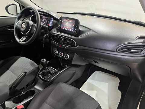 2022 Dizel Manuel Fiat Egea Beyaz Gürel Tasarım Aksesuar Otomotiv San. Tic. Ltd. Şti.