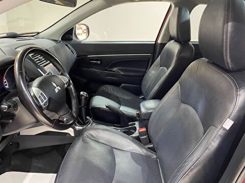 2011 Benzin Manuel Mitsubishi ASX Kırmızı Gürel Tasarım Aksesuar Otomotiv San. Tic. Ltd. Şti.