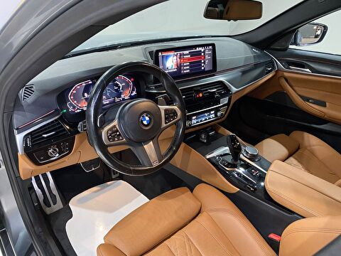 2023 Benzin Otomatik BMW 5 Serisi Gri Gürel Tasarım Aksesuar Otomotiv San. Tic. Ltd. Şti.