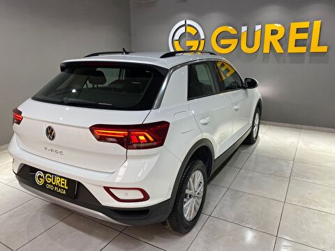 2022 Benzin Otomatik Volkswagen T-Roc Beyaz Gürel Tasarım Aksesuar Otomotiv San. Tic. Ltd. Şti.