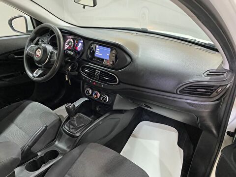 2023 Dizel Manuel Fiat Egea Beyaz Gürel Tasarım Aksesuar Otomotiv San. Tic. Ltd. Şti.