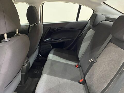 2023 Dizel Manuel Fiat Egea Beyaz Gürel Tasarım Aksesuar Otomotiv San. Tic. Ltd. Şti.