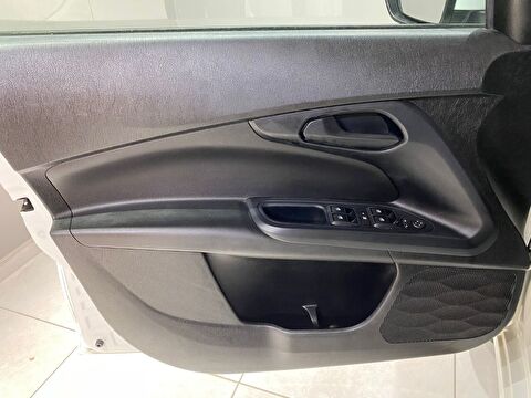2023 Dizel Manuel Fiat Egea Beyaz Gürel Tasarım Aksesuar Otomotiv San. Tic. Ltd. Şti.