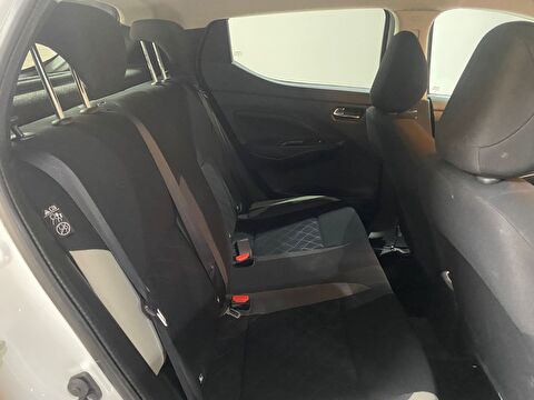 2022 Benzin Otomatik Nissan Micra Beyaz Gürel Tasarım Aksesuar Otomotiv San. Tic. Ltd. Şti.