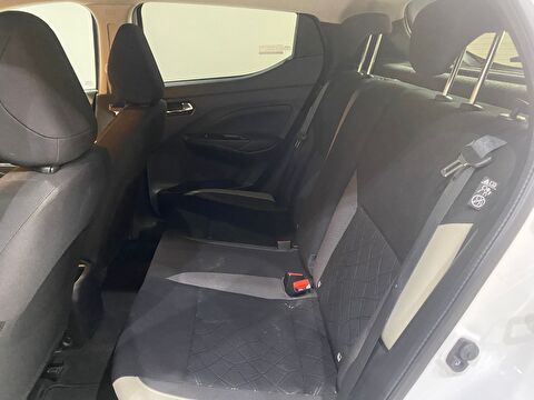 2022 Benzin Otomatik Nissan Micra Beyaz Gürel Tasarım Aksesuar Otomotiv San. Tic. Ltd. Şti.