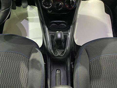 2020 Dizel Manuel Peugeot 208 Beyaz Gürel Tasarım Aksesuar Otomotiv San. Tic. Ltd. Şti.