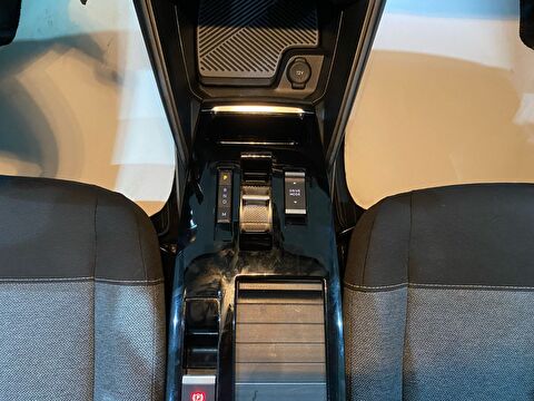 2022 Dizel Otomatik Citroen C4 Mavi Gürel Tasarım Aksesuar Otomotiv San. Tic. Ltd. Şti.
