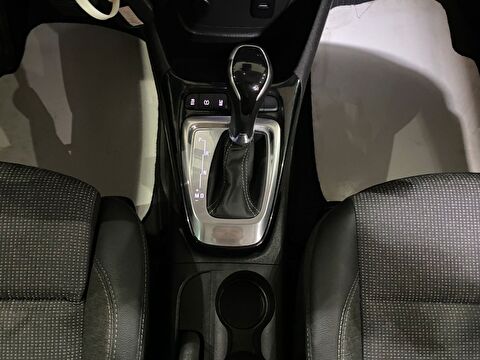 2022 Benzin Otomatik Opel Crossland Gri Gürel Tasarım Aksesuar Otomotiv San. Tic. Ltd. Şti.