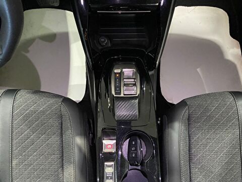 2023 Dizel Otomatik Peugeot 2008 Beyaz Gürel Tasarım Aksesuar Otomotiv San. Tic. Ltd. Şti.