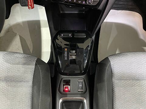 2024 Benzin Otomatik Opel Corsa Gri Gürel Tasarım Aksesuar Otomotiv San. Tic. Ltd. Şti.