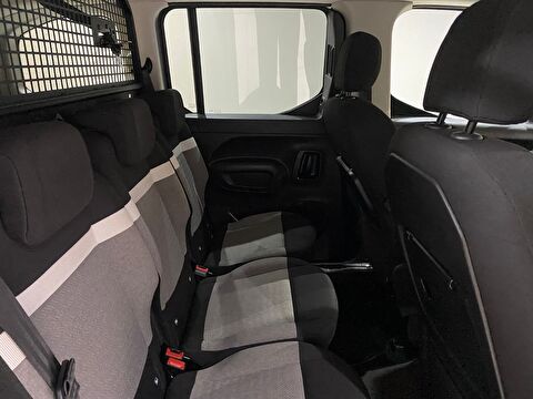 2024 Dizel Otomatik Citroen Berlingo Gri Gürel Tasarım Aksesuar Otomotiv San. Tic. Ltd. Şti.