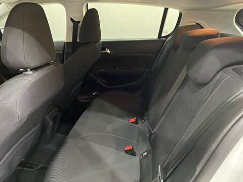 2017 Benzin Manuel Peugeot 308 Beyaz Gürel Tasarım Aksesuar Otomotiv San. Tic. Ltd. Şti.