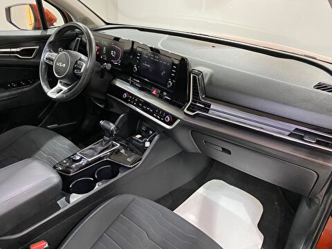 2022 MHEV Otomatik Kia Sportage Turuncu Gürel Tasarım Aksesuar Otomotiv San. Tic. Ltd. Şti.