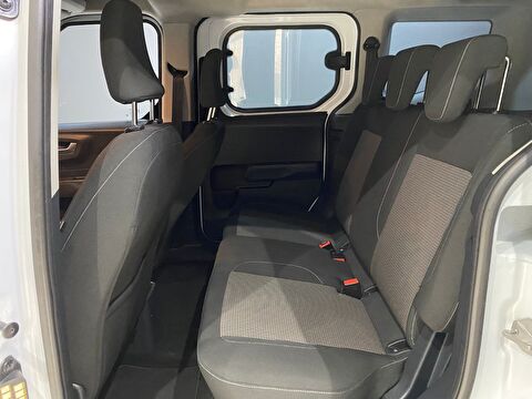 2024 Dizel Manuel Ford Tourneo Courier Beyaz Gürel Tasarım Aksesuar Otomotiv San. Tic. Ltd. Şti.