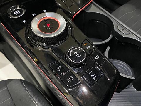 2022 Hybrid Otomatik Kia Sportage Sarı Gürel Tasarım Aksesuar Otomotiv San. Tic. Ltd. Şti.