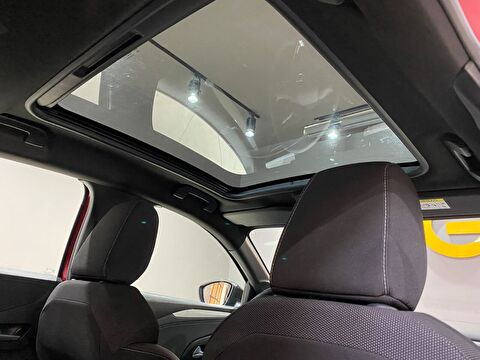 2025 Benzin Otomatik Opel Corsa Kırmızı Gürel Tasarım Aksesuar Otomotiv San. Tic. Ltd. Şti.