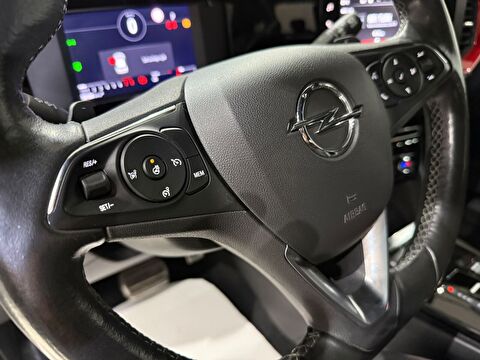 2022 Benzin Otomatik Opel Mokka Beyaz Gürel Tasarım Aksesuar Otomotiv San. Tic. Ltd. Şti.