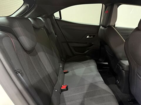 2022 Benzin Otomatik Opel Mokka Beyaz Gürel Tasarım Aksesuar Otomotiv San. Tic. Ltd. Şti.