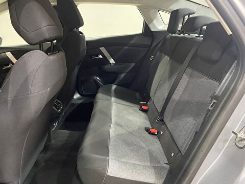 2023 Benzin Otomatik Citroen C4 X Gri Gürel Tasarım Aksesuar Otomotiv San. Tic. Ltd. Şti.