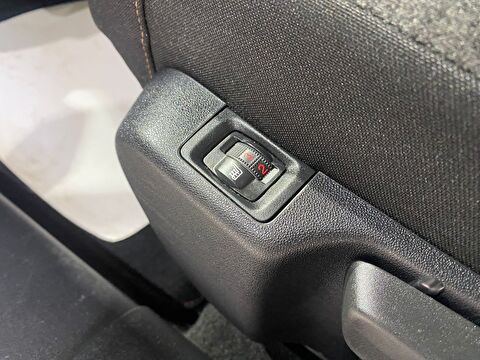 2020 Benzin Otomatik Citroen C3 Kırmızı Gürel Tasarım Aksesuar Otomotiv San. Tic. Ltd. Şti.