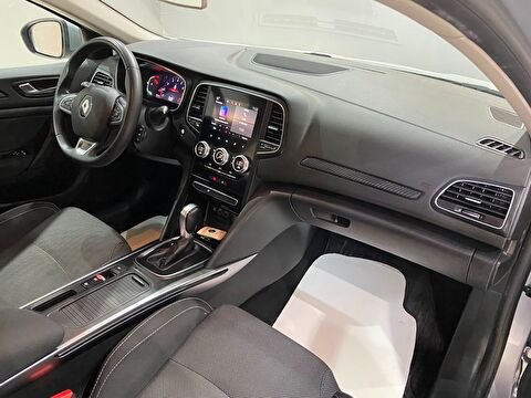 2023 Benzin Otomatik Renault Megane Gri Gürel Tasarım Aksesuar Otomotiv San. Tic. Ltd. Şti.