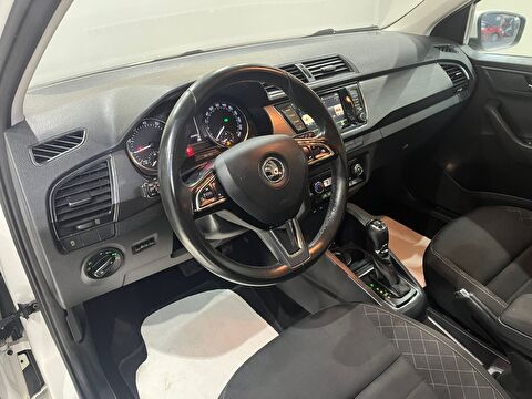 2016 Benzin Otomatik Skoda Fabia Beyaz Gürel Tasarım Aksesuar Otomotiv San. Tic. Ltd. Şti.