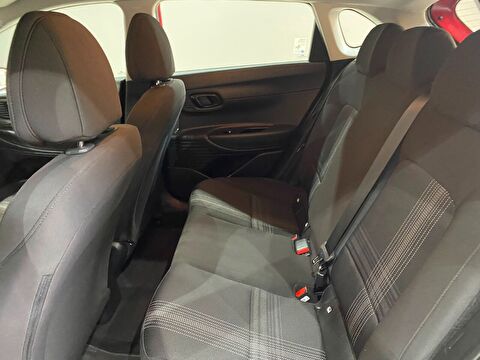 2025 Benzin Otomatik Hyundai i20 Kırmızı Gürel Tasarım Aksesuar Otomotiv San. Tic. Ltd. Şti.