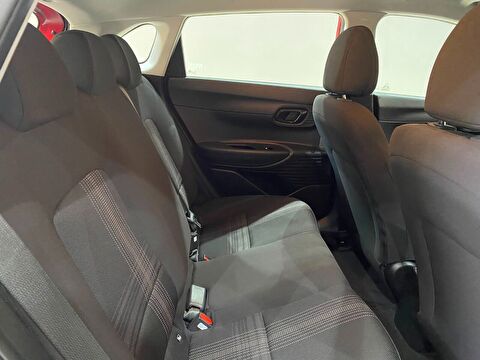 2025 Benzin Otomatik Hyundai i20 Kırmızı Gürel Tasarım Aksesuar Otomotiv San. Tic. Ltd. Şti.