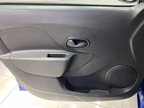 TaksitliOto.Net | 2.El Dacia Logan MCV 1.2 Ambiance | Manuel & Benzin | Mavi | İzmir.2el 2015 Benzin Manuel Dacia Logan Mavi Gürel Tasarım Aksesuar Otomotiv San. Tic. Ltd. Şti.