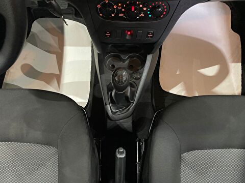 TaksitliOto.Net | 2.El Dacia Logan MCV 1.2 Ambiance | Manuel & Benzin | Mavi | İzmir.2el 2015 Benzin Manuel Dacia Logan Mavi Gürel Tasarım Aksesuar Otomotiv San. Tic. Ltd. Şti.