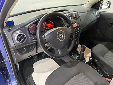 2015 Benzin Manuel Dacia Logan Mavi Gürel Tasarım Aksesuar Otomotiv San. Tic. Ltd. Şti.