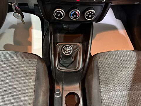 2023 Dizel Manuel Fiat Egea Beyaz Gürel Tasarım Aksesuar Otomotiv San. Tic. Ltd. Şti.