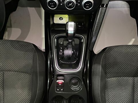 2020 Benzin Otomatik Renault Kadjar Beyaz Gürel Tasarım Aksesuar Otomotiv San. Tic. Ltd. Şti.