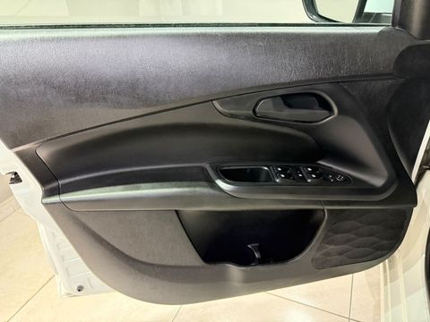 2024 Dizel Otomatik Fiat Egea Beyaz Gürel Tasarım Aksesuar Otomotiv San. Tic. Ltd. Şti.