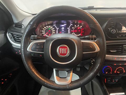 TaksitliOto.Net | 2.El Fiat Egea Hatchback 1.4 16V Fire Easy Plus | Manuel & Benzin | Beyaz | İzmir.2el 2017 Benzin Manuel Fiat Egea Beyaz Gürel Tasarım Aksesuar Otomotiv San. Tic. Ltd. Şti.