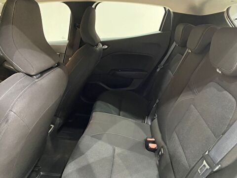 2023 Benzin Manuel Renault Clio Beyaz Gürel Tasarım Aksesuar Otomotiv San. Tic. Ltd. Şti.