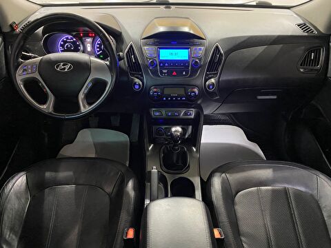 TaksitliOto.Net | 2.El Hyundai ix35 SUV 1.6 GDI 4x2 Elite | Manuel & Benzin | Beyaz | İzmir.2el 2014 Benzin Manuel Hyundai ix35 Beyaz Gürel Tasarım Aksesuar Otomotiv San. Tic. Ltd. Şti.